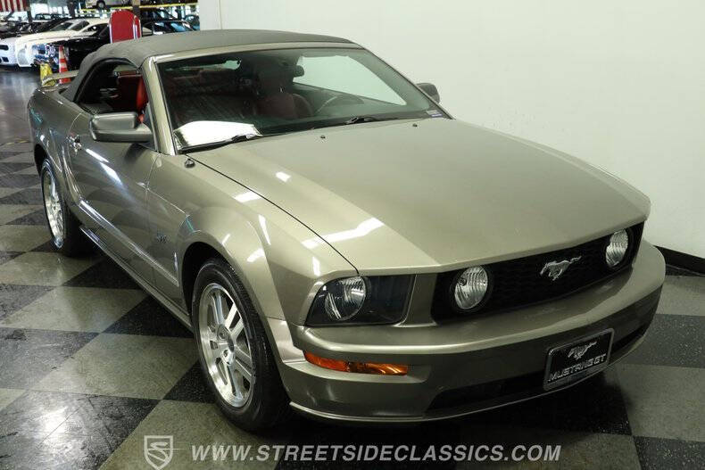 2005 Ford Mustang