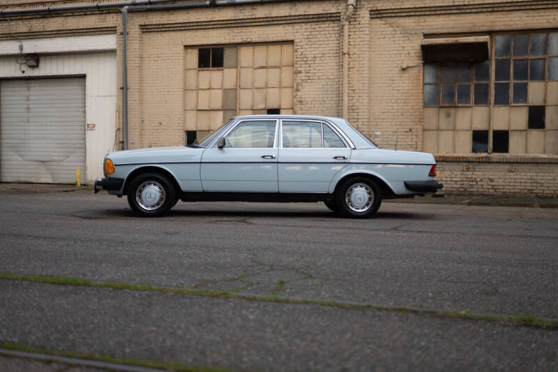 1978 Mercedes-Benz 240-Class