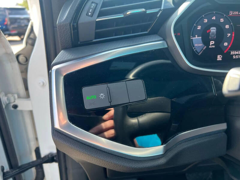 2020 Audi Q3 quattro S line Premium 45 TFSI