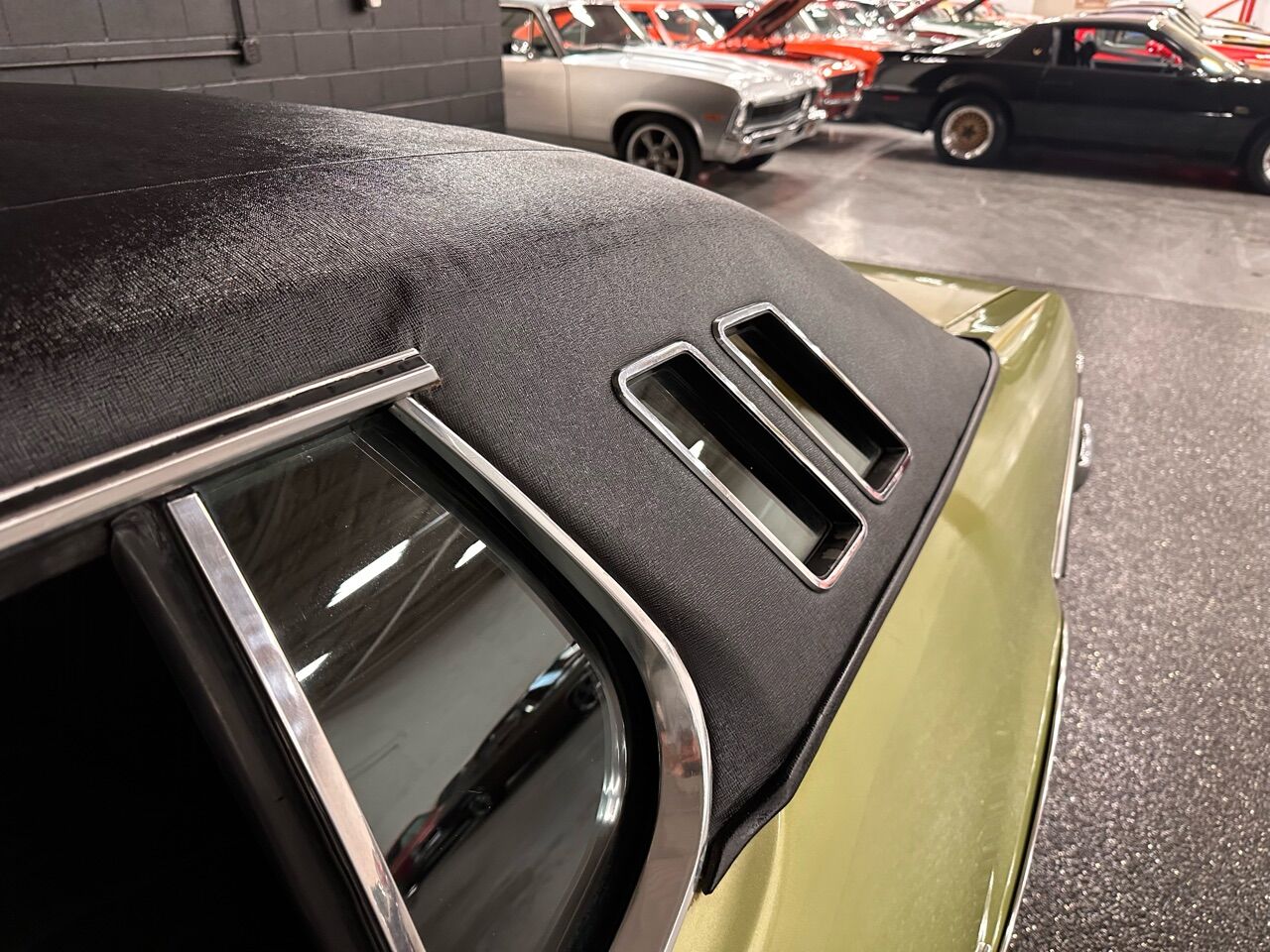 1975 Ford Torino 28