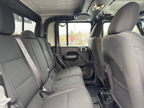 2020 Jeep Gladiator Sport