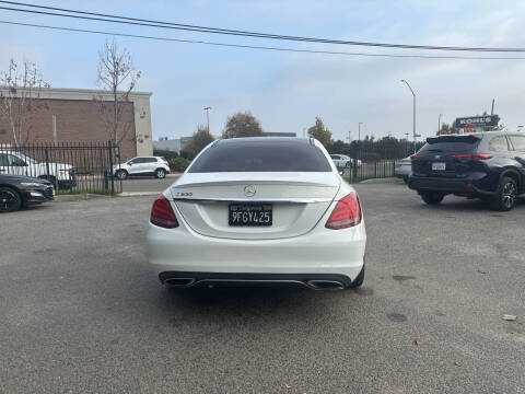 2015 Mercedes-Benz C-Class C 300