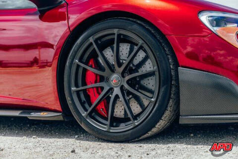 2016 McLaren 675LT