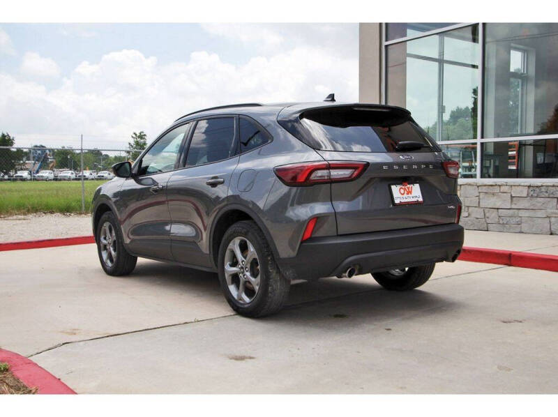 2025 Ford Escape ST-Line Select