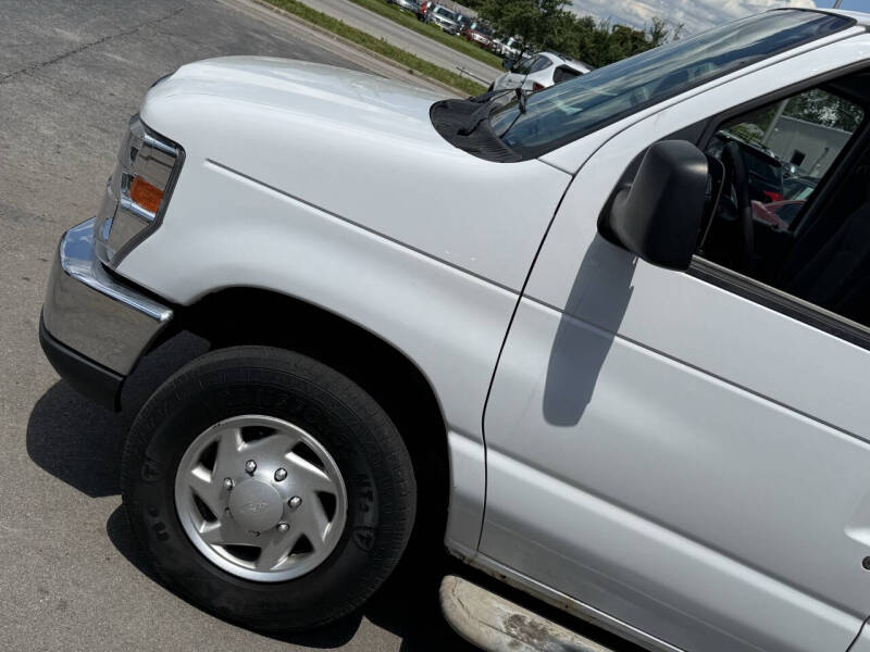 2014 Ford E-Series E-250