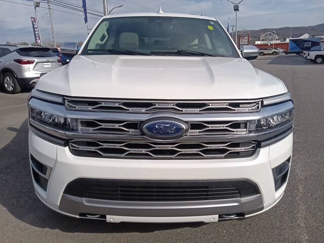 2024 Ford Expedition MAX Platinum