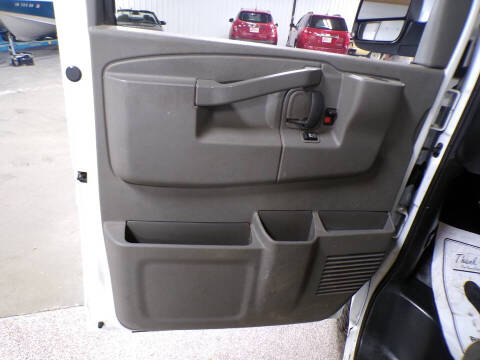 2016 GMC Savana 2500