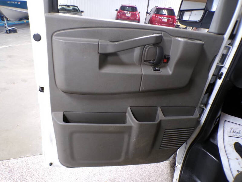 2016 GMC Savana 2500