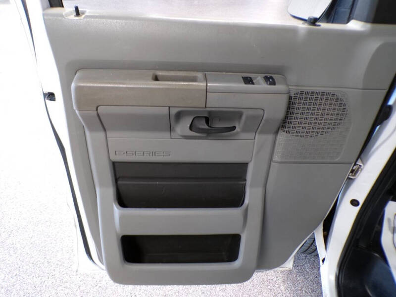 2014 Ford E-Series E-250