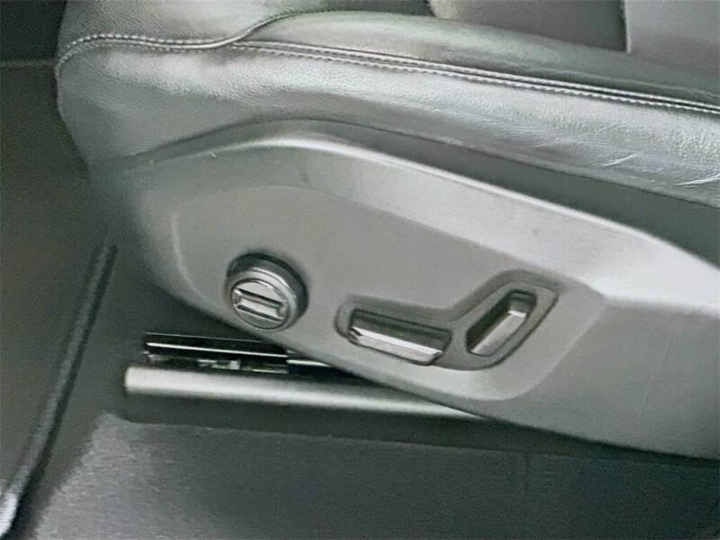 2023 Volvo XC60 B5 Core