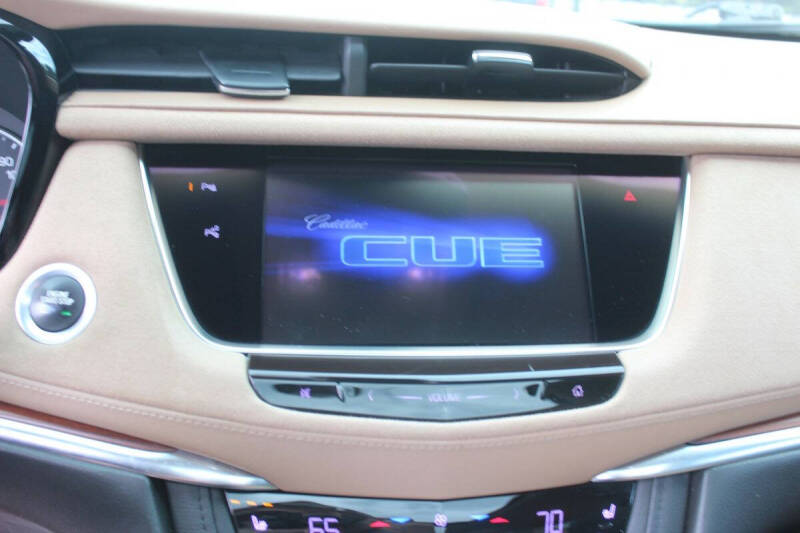 2017 Cadillac XT5 Platinum