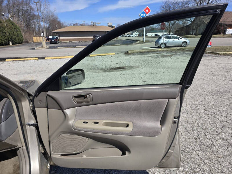 2003 Toyota Camry LE