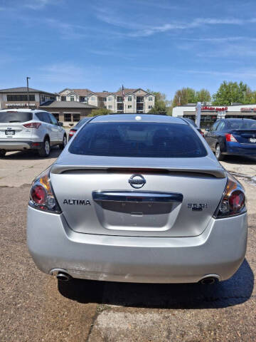 2012 Nissan Altima 3.5 SR