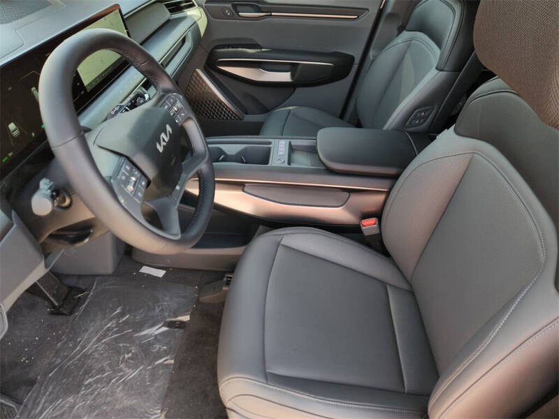 2026 Kia EV9 Light Long Range