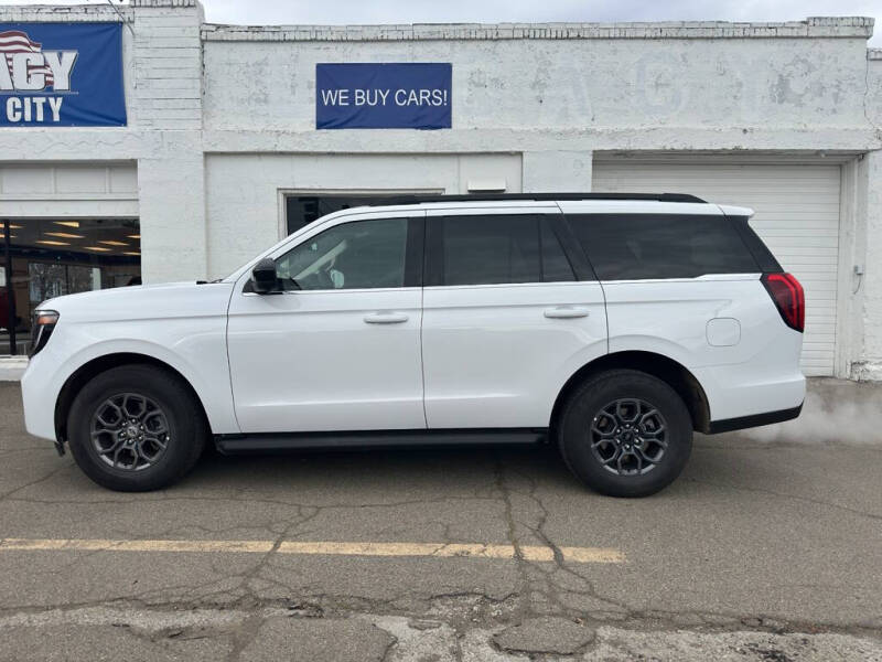 2025 Ford Expedition Active
