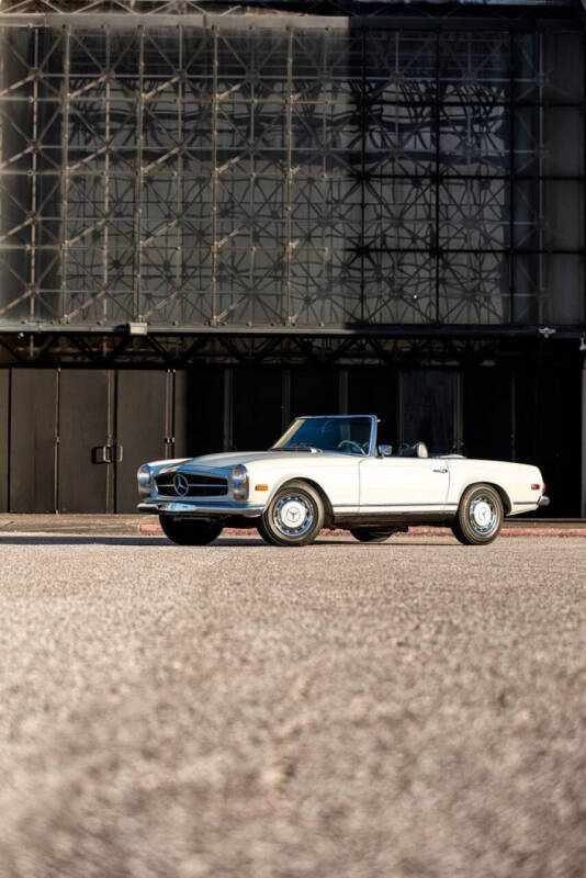 1969 Mercedes-Benz 280-Class