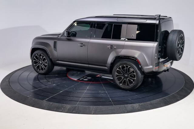 2025 Land Rover Defender