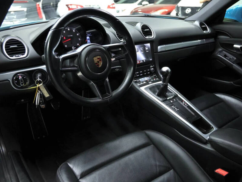 2018 Porsche 718 Cayman