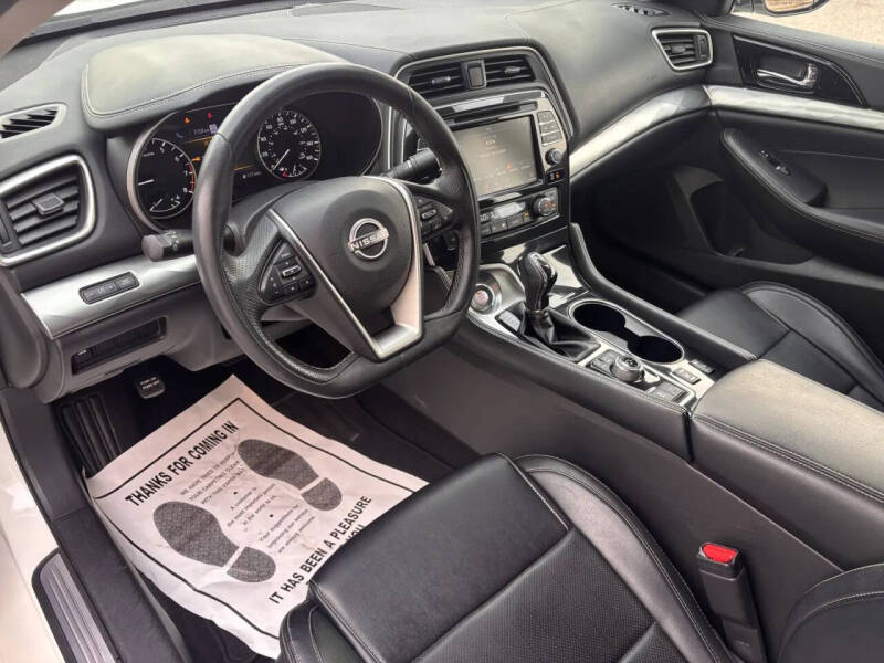 2023 Nissan Maxima 3.5 SV