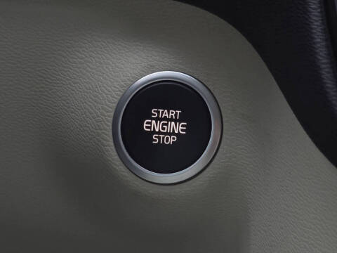 2021 Volvo XC40 T5 Momentum