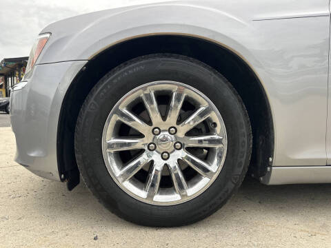 2013 Chrysler 300 C