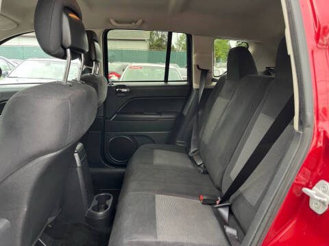 2012 Jeep Compass Sport