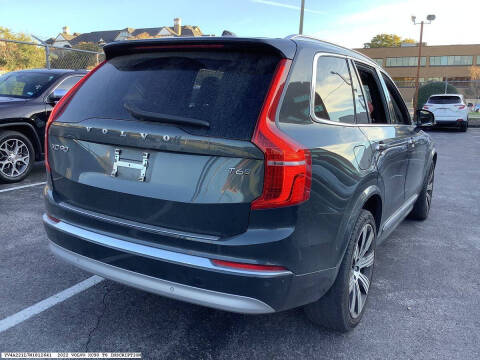 2022 Volvo XC90 T6 Inscription 6-Passenger