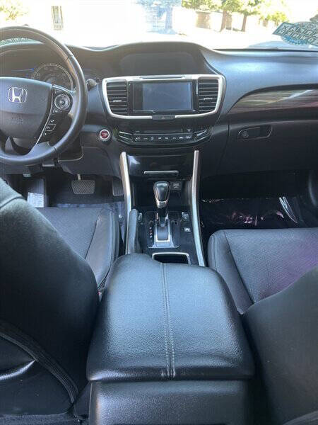 2017 Honda Accord Hybrid Touring