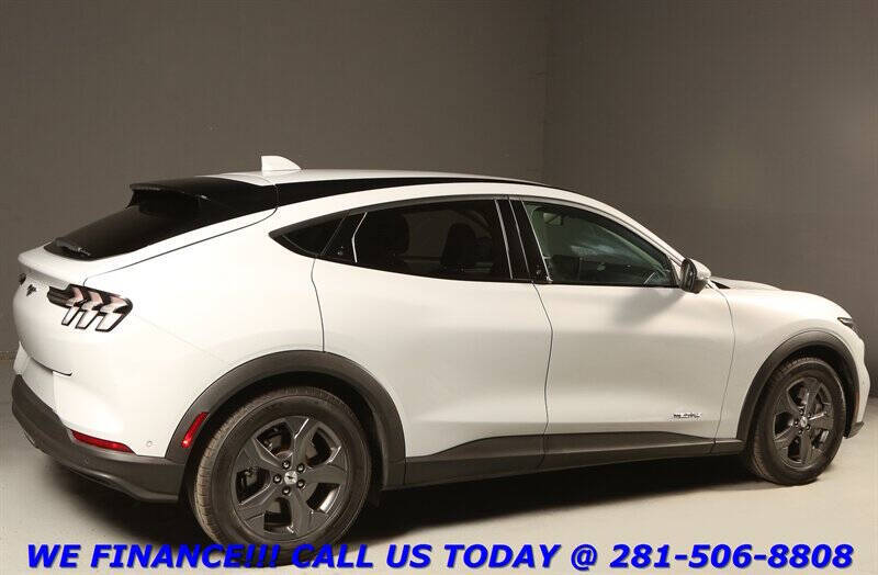 2021 Ford Mustang Mach-E Select