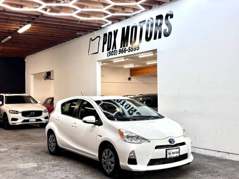 2013 Toyota Prius c