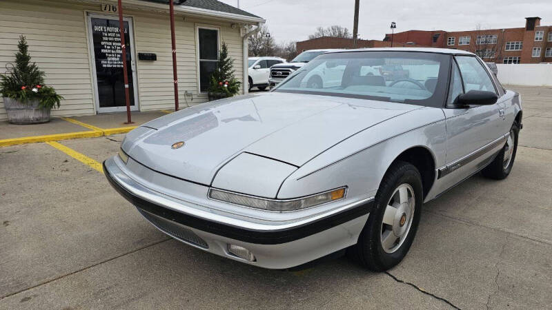 1990 Buick Reatta's photo