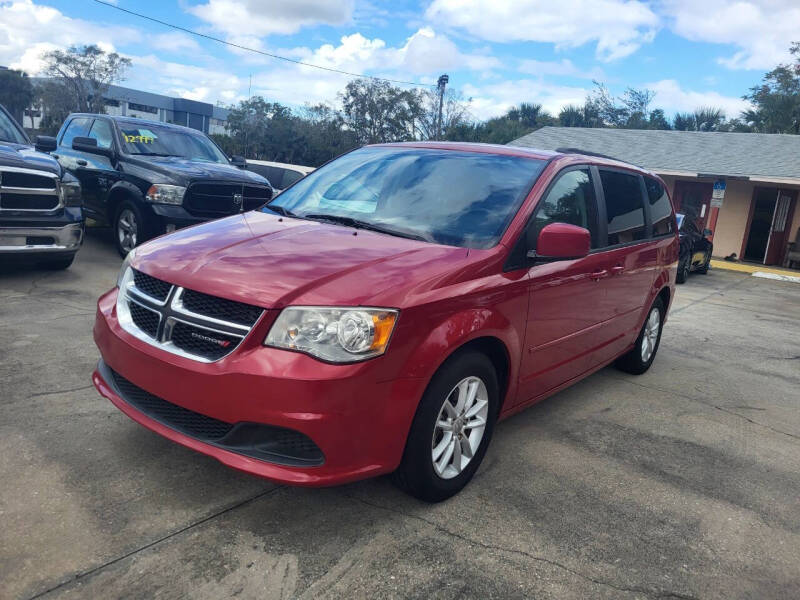 2016 Dodge Grand Caravan for sale at FAMILY AUTO BROKERS in Longwood FL