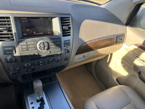 2008 Nissan Armada LE