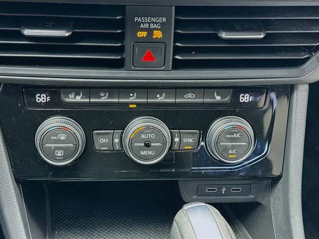 2020 Volkswagen Jetta R-Line