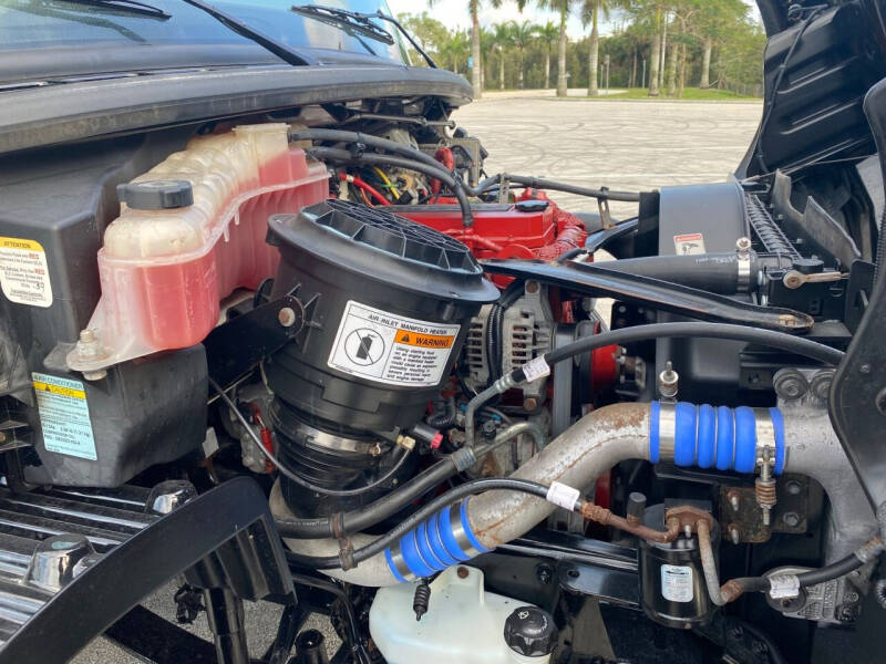 2015 Freightliner M2 106