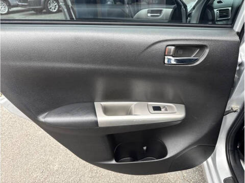 2010 Subaru Impreza 2.5i Premium