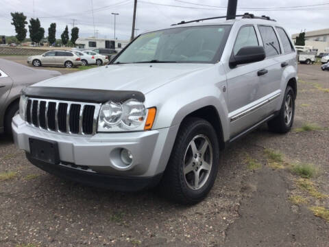 2005 Jeep Grand Cherokee for sale at Sparkle Auto Sales in Maplewood MN