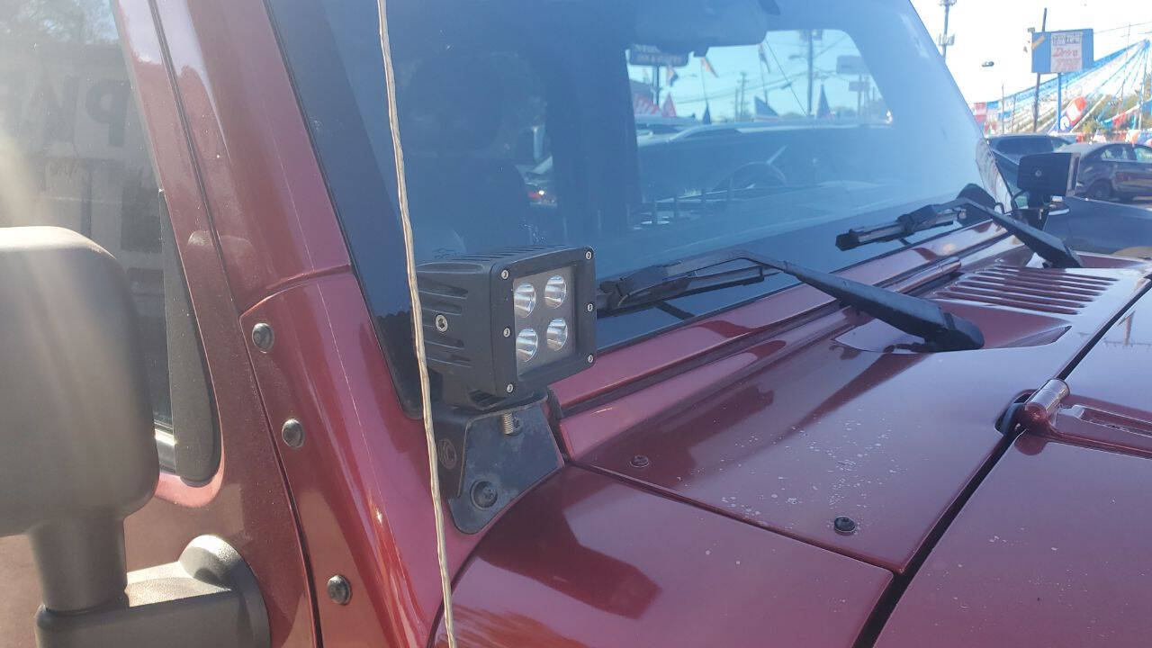 Used Car 2012 Jeep Wrangler Unlimited  Sport 4x4 4dr Suv For Sale Under $20,000 In San Antonio, Texas