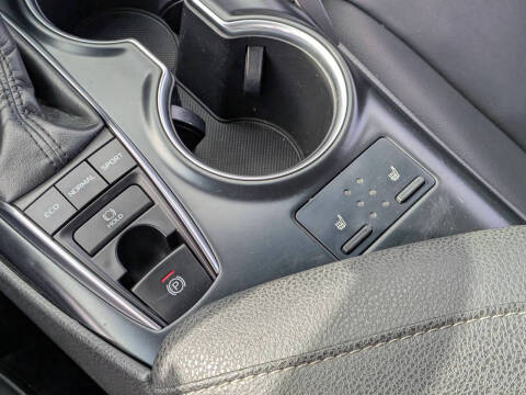 2018 Toyota Camry XSE