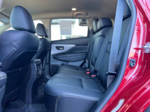 2023 Nissan Murano SV