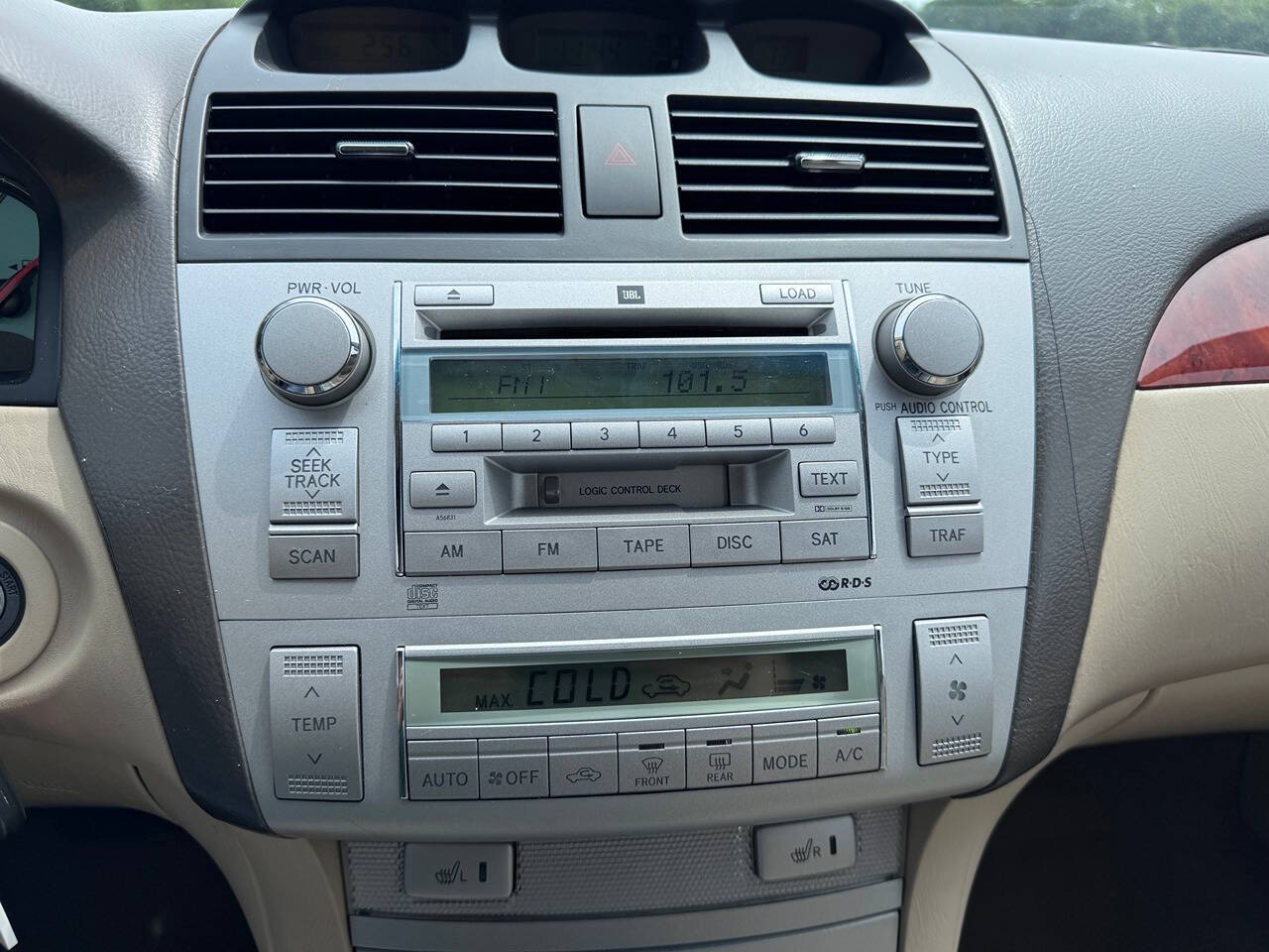 2006 Toyota Camry Solara 9