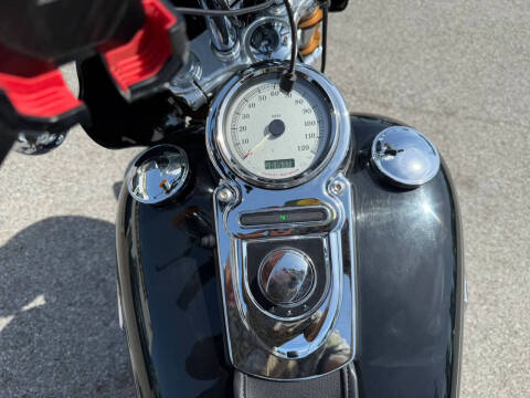 2011 Harley-Davidson FXDC Dyna Super Glide Custom