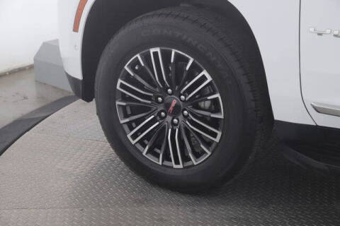 2025 GMC Yukon Elevation