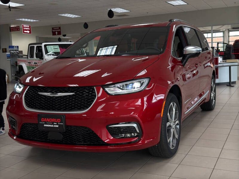 2026 Chrysler Pacifica Pinnacle