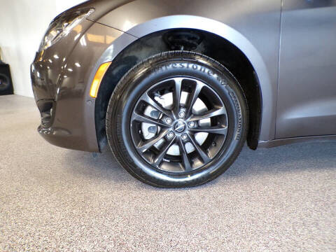 2020 Chrysler Pacifica Launch Edition
