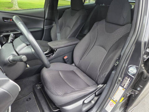 2017 Toyota Prius Three
