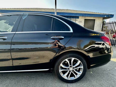 2016 Mercedes-Benz C-Class