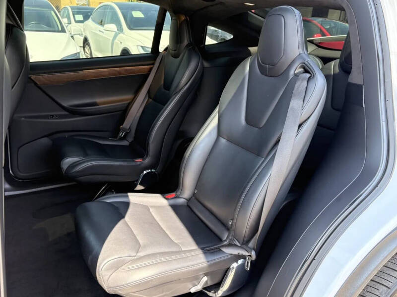 2021 Tesla Model X Long Range Plus