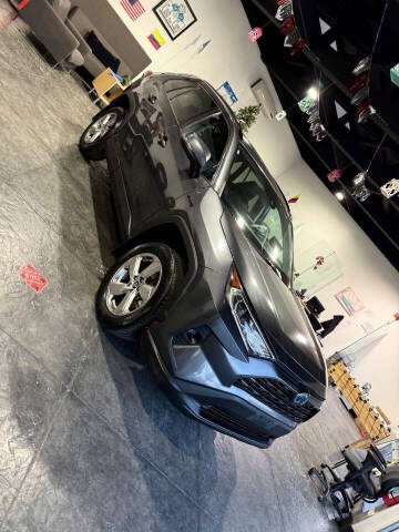 2021 Toyota RAV4 Hybrid XLE Premium