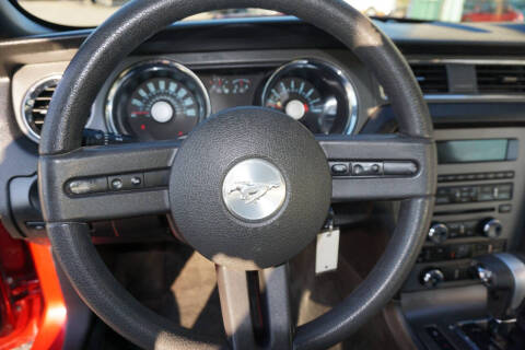 2012 Ford Mustang V6